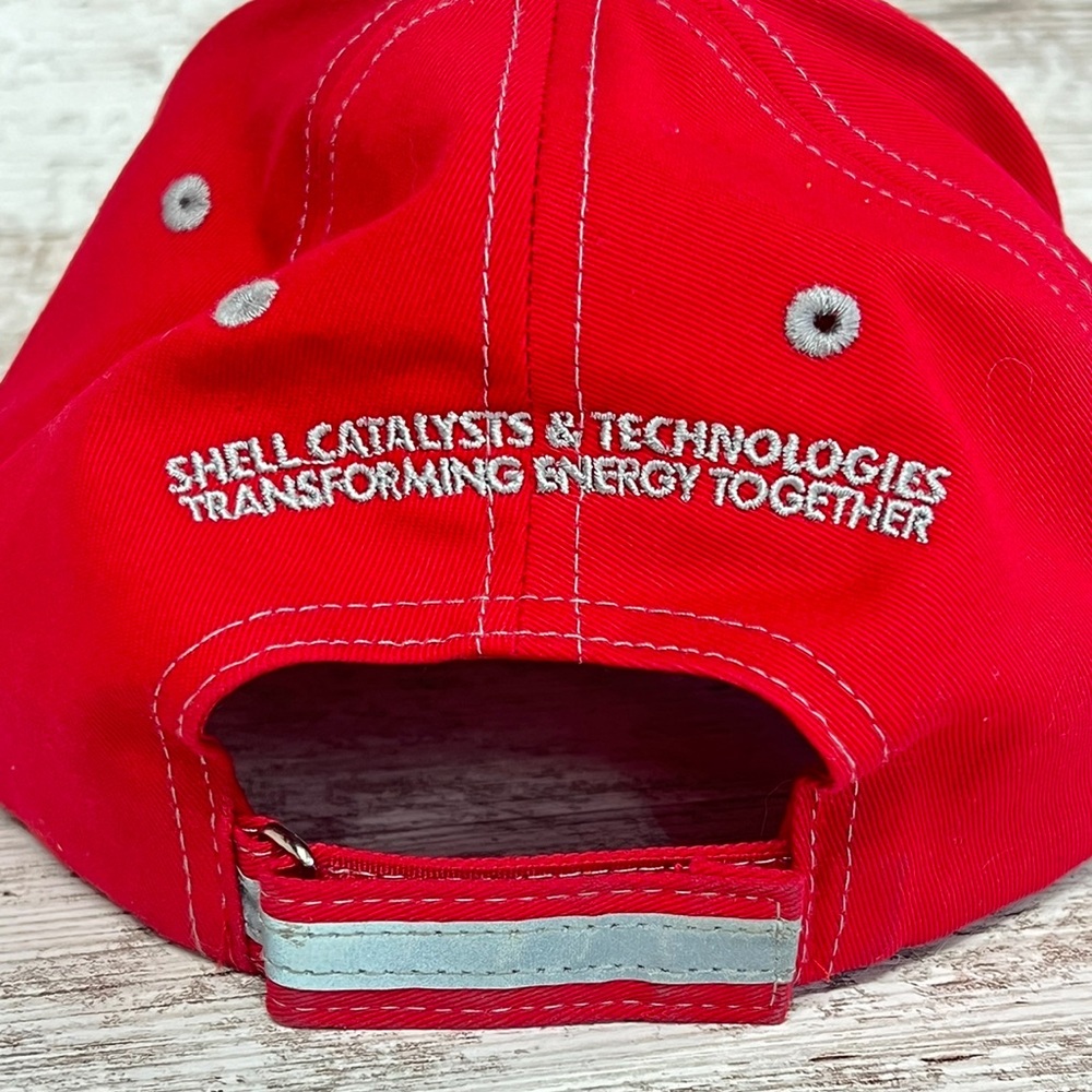 Shell Catalyst and technologies hat - Picture 2 of 3